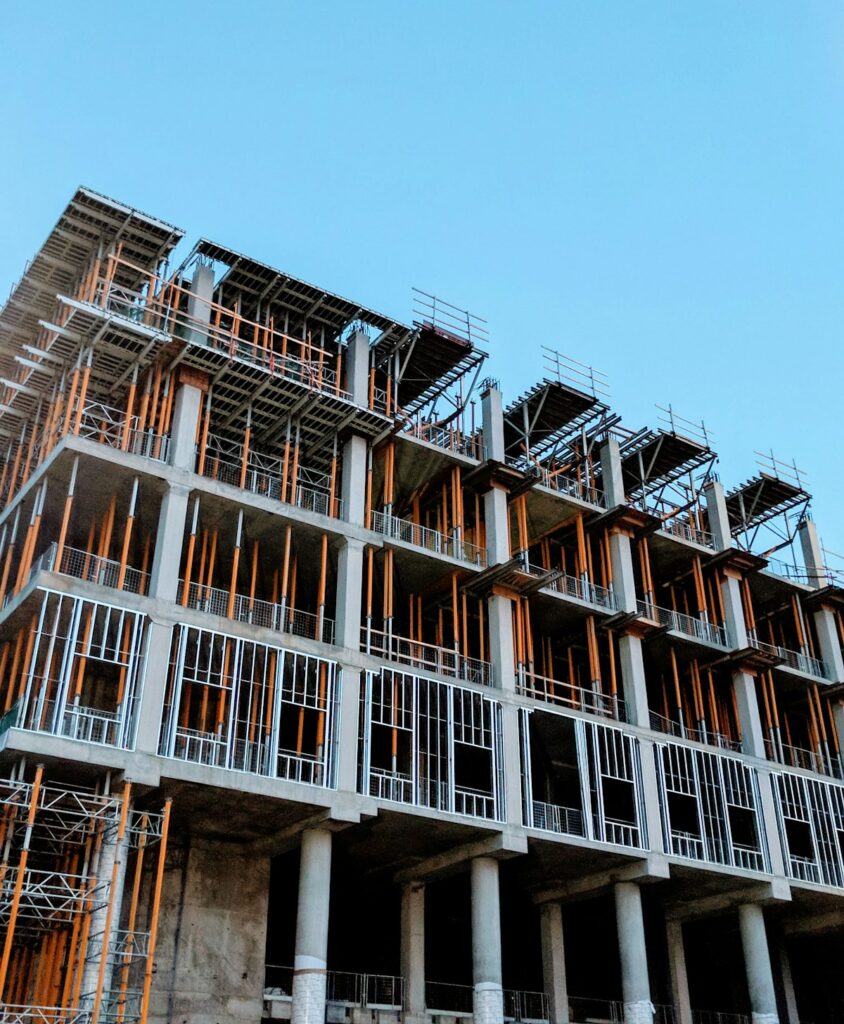 Construction crane skyline — County announces meetings on comprehensive zoning code rewrite project | Maui Tom's News