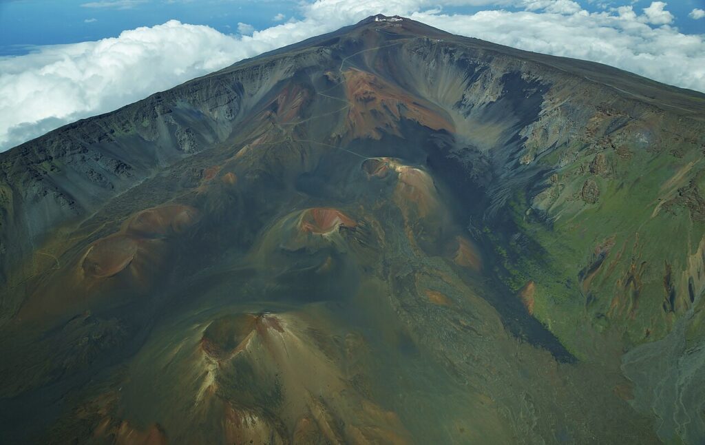 Haleakala Crater Summit and Cinder Cones — Haleakalā Summit Stays Shut Weekend; Kīpahulu Side Reopens Friday | Maui Tom's News