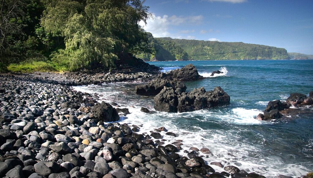 Keanae is an unincorporated town in Maui County on the island of Maui in the U.S. state of Hawaii. Ke‘anae is a peninsula known best for being one of Hawaii‘s major taro farm growing regions.One of th — East Maui Water Authority Media Coverage Roundup Available Online | Maui Tom's News